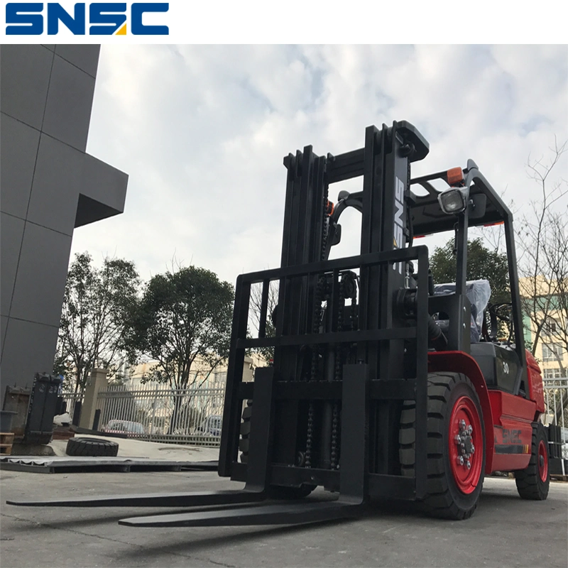 LPG Container Handing Forklift with Japan Nissan Engine