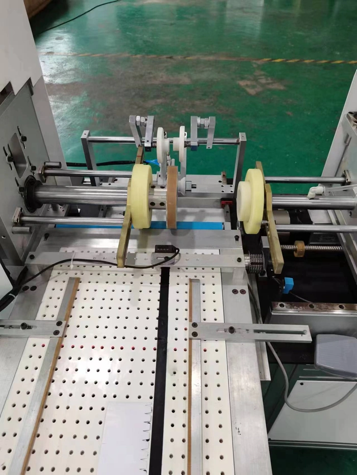 Automatic Paper Round Box Can Container Cover Pasting Edge Folding in Bottom Binding Sealing Forming Machine
